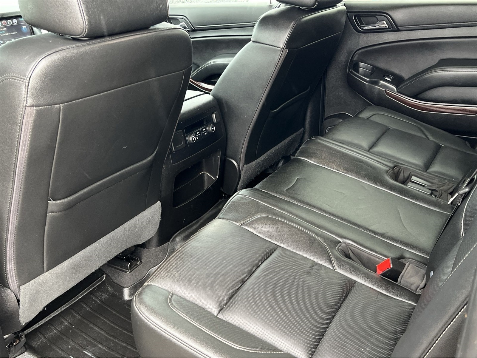 Thumbnail: 2019 GMC Yukon XL - 18