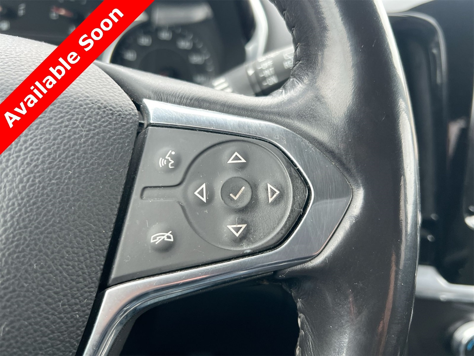 Thumbnail: 2018 Chevrolet Traverse - 24