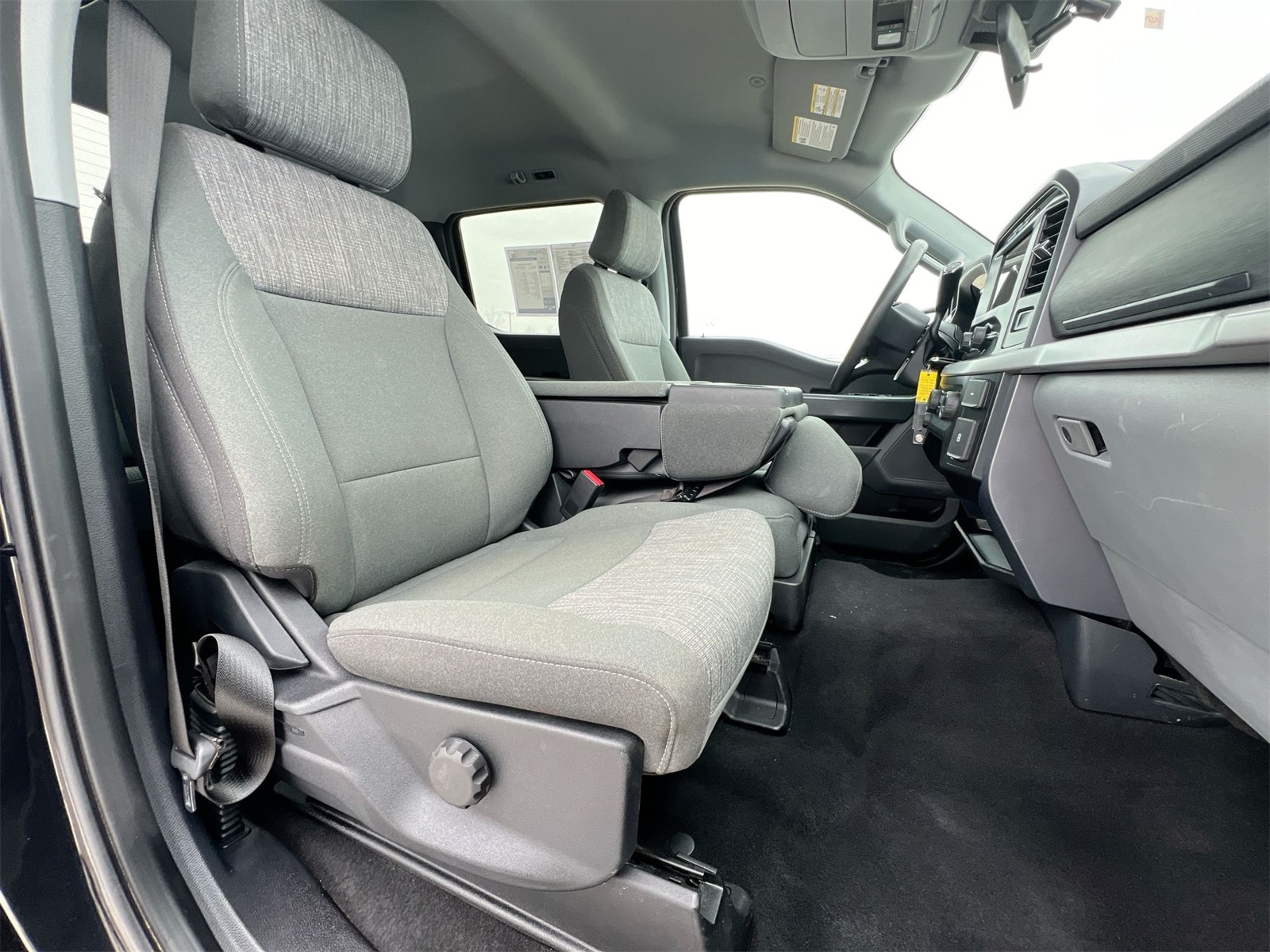 Thumbnail: 2023 Ford F-150 - 21