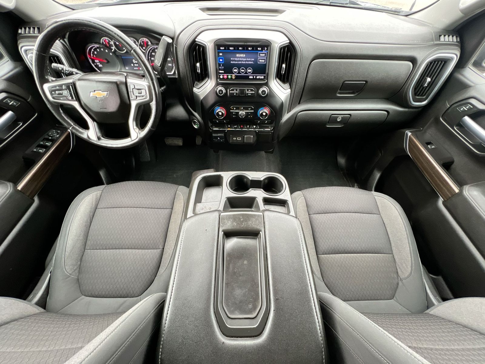 Thumbnail: 2020 Chevrolet Silverado 1500 - 15