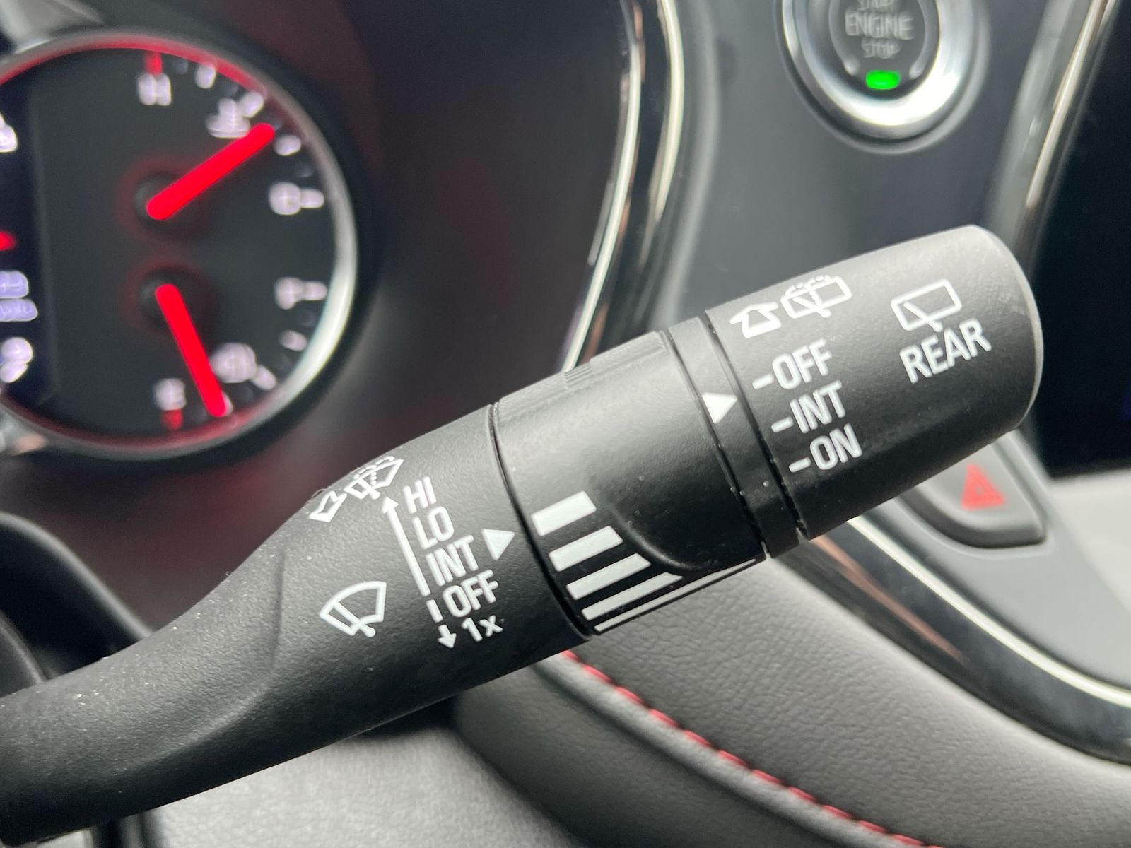 Thumbnail: 2025 Chevrolet Blazer - 25