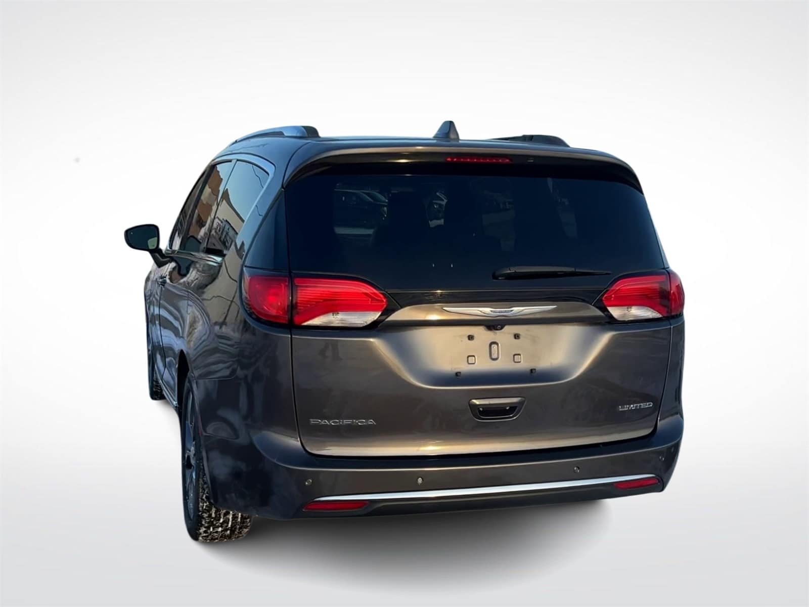 Thumbnail: 2018 Chrysler Pacifica - 7