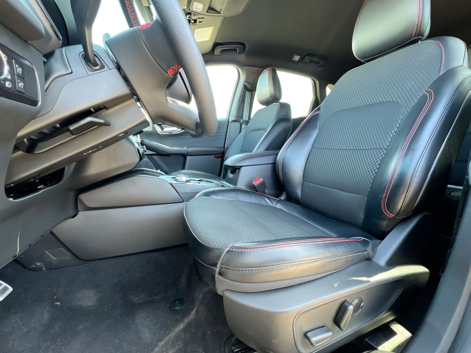 Thumbnail: 2023 Ford Escape - 16