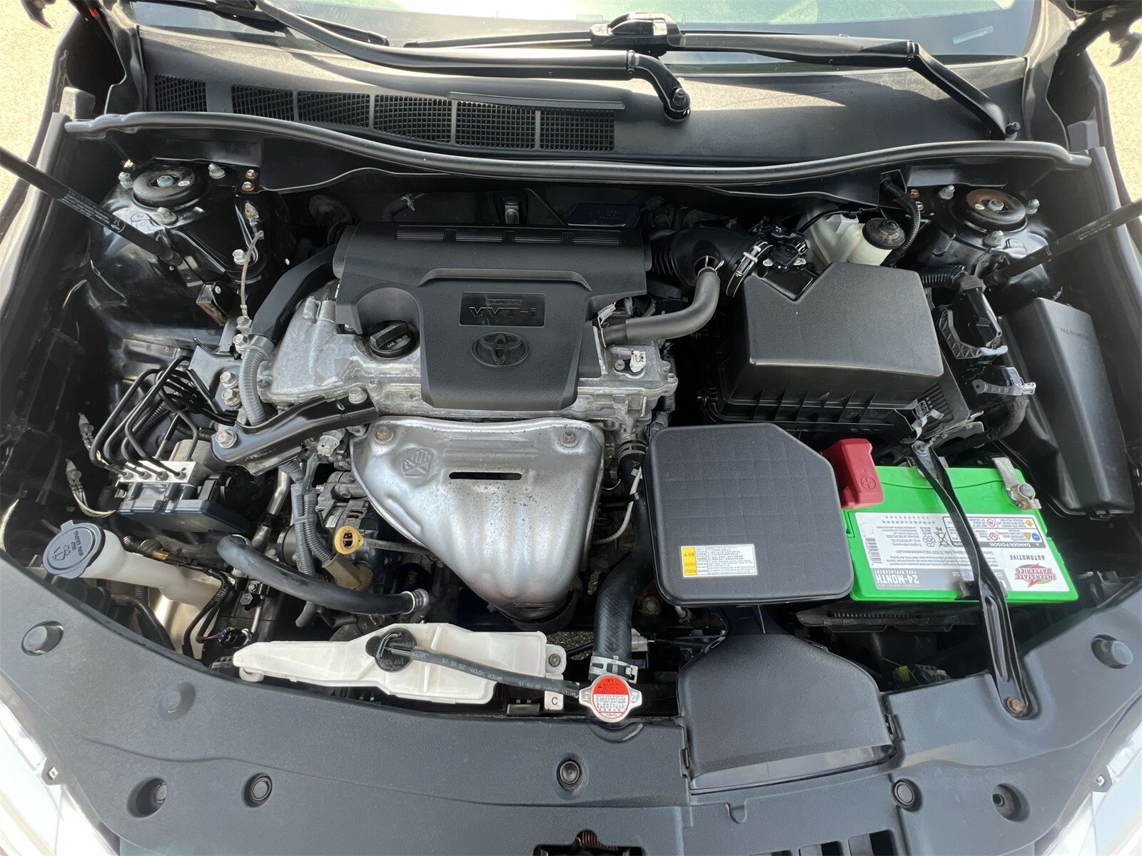 2016 Toyota Camry XLE 15