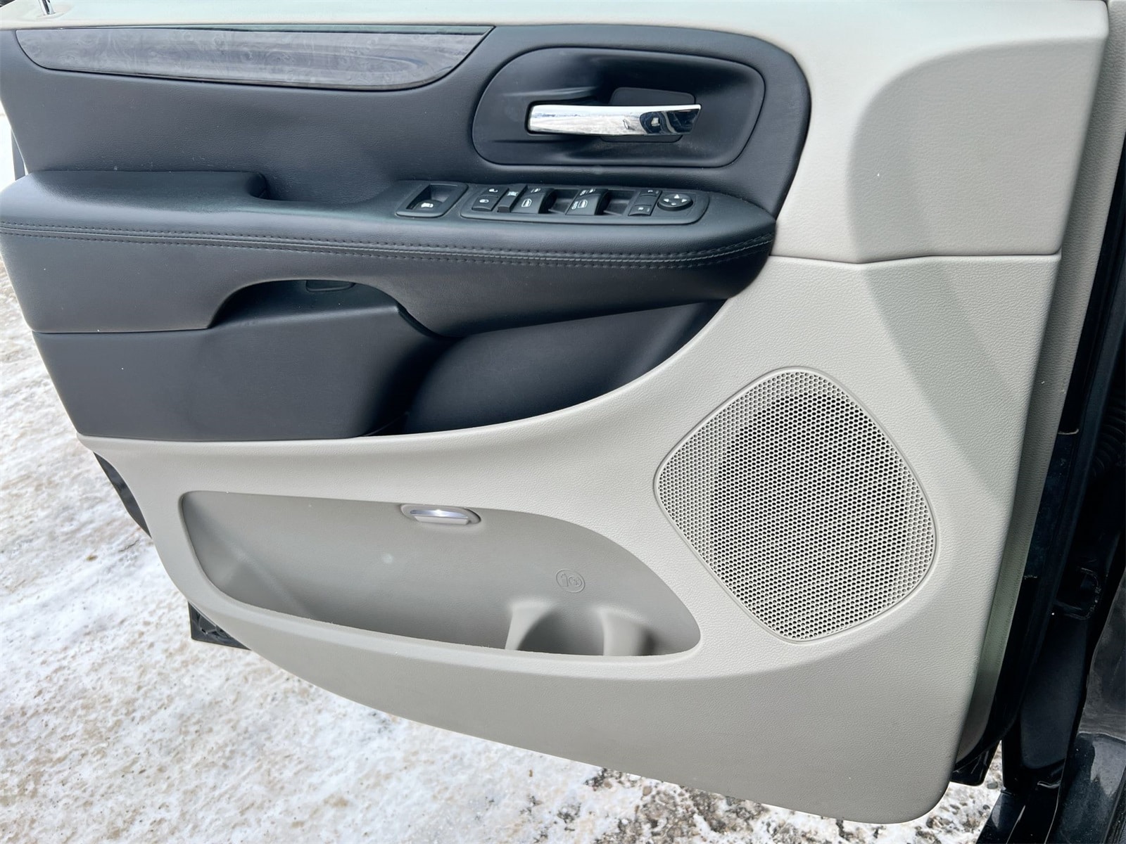 Thumbnail: 2018 Dodge Grand Caravan - 29