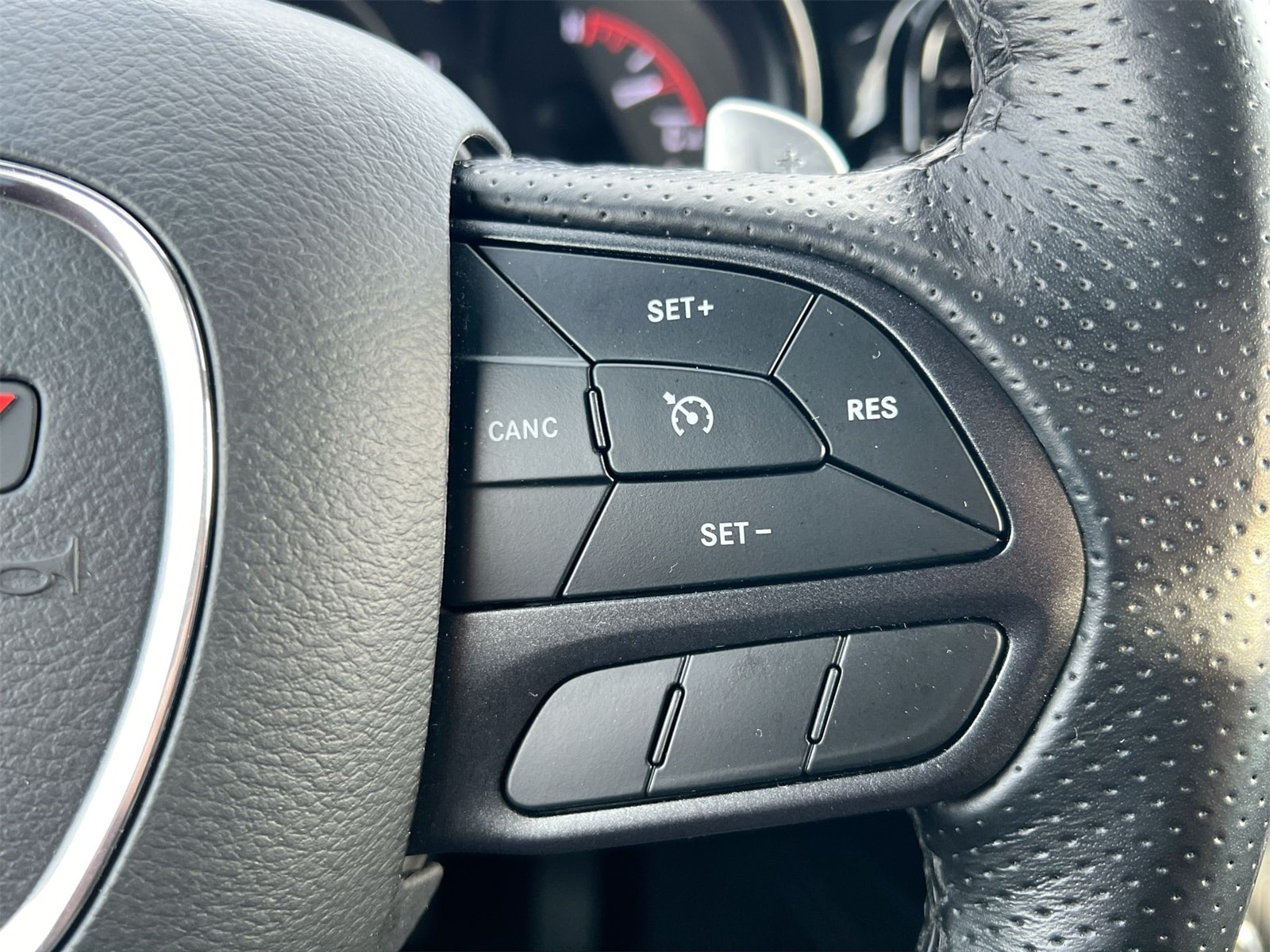 Thumbnail: 2023 Dodge Durango - 24