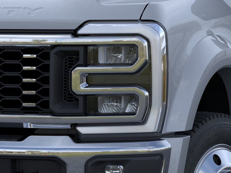 Thumbnail: 2026 Ford F-450 - 18
