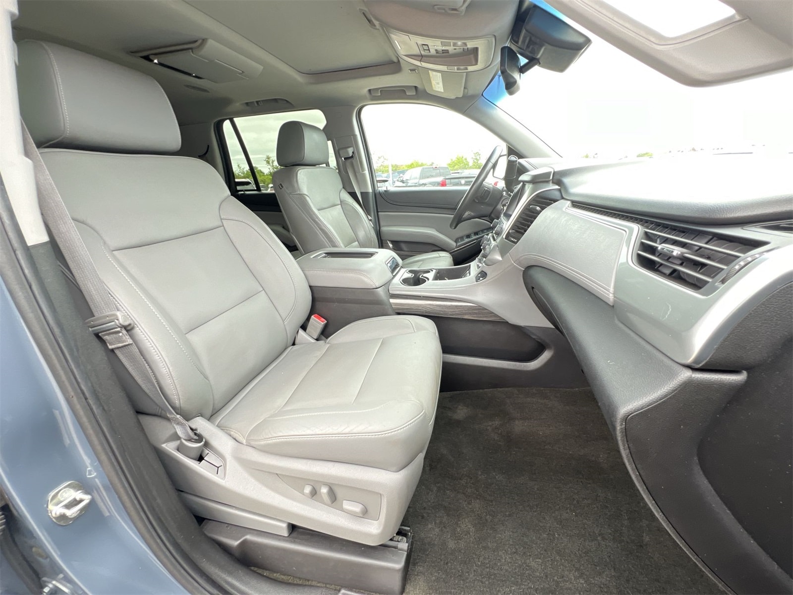Thumbnail: 2015 Chevrolet Tahoe - 22