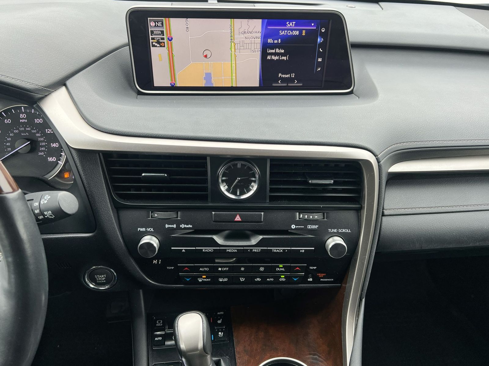 Thumbnail: 2019 Lexus RX - 27