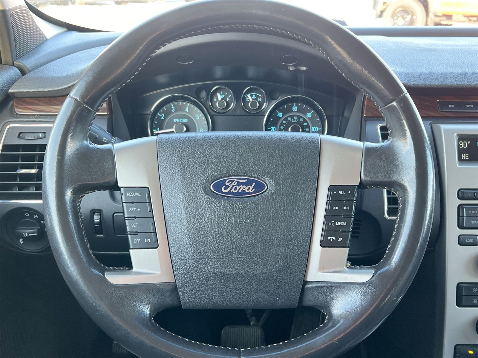 Thumbnail: 2011 Ford Flex - 22