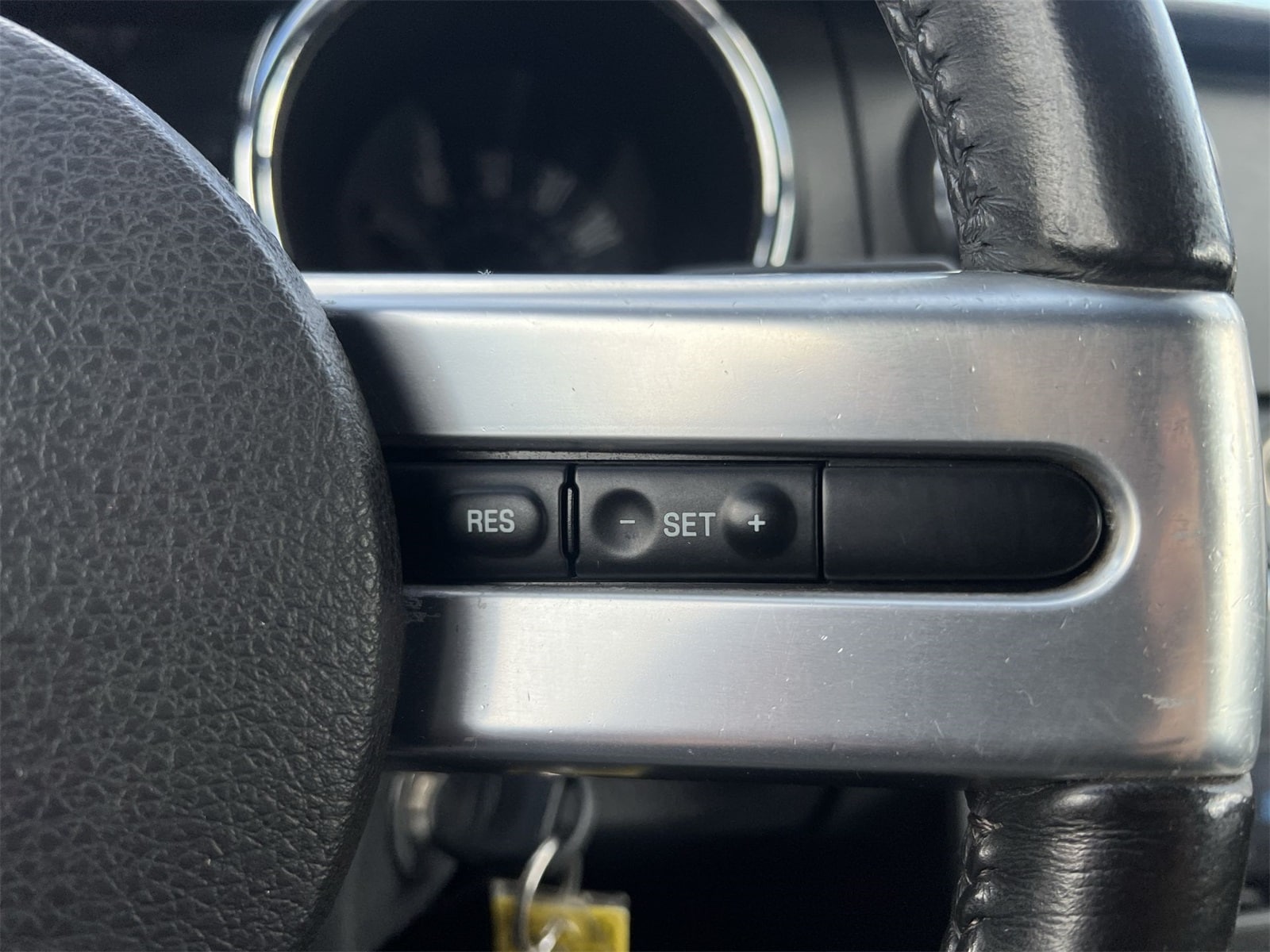 Thumbnail: 2005 Ford Mustang - 23