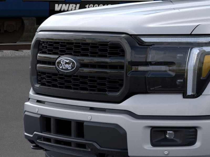 2025 Ford F-150 Lariat 17