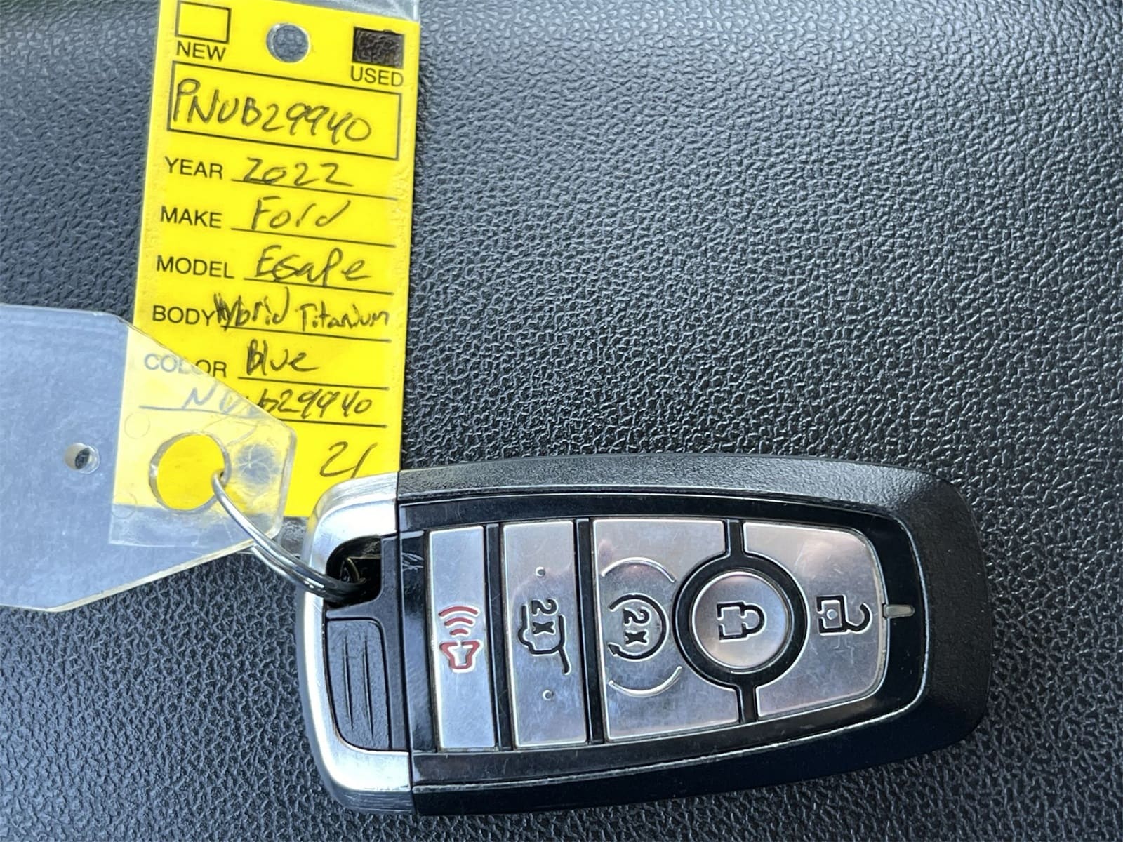 Thumbnail: 2022 Ford Escape - 35