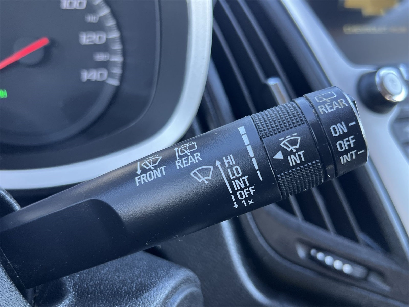 Thumbnail: 2017 Chevrolet Equinox - 26