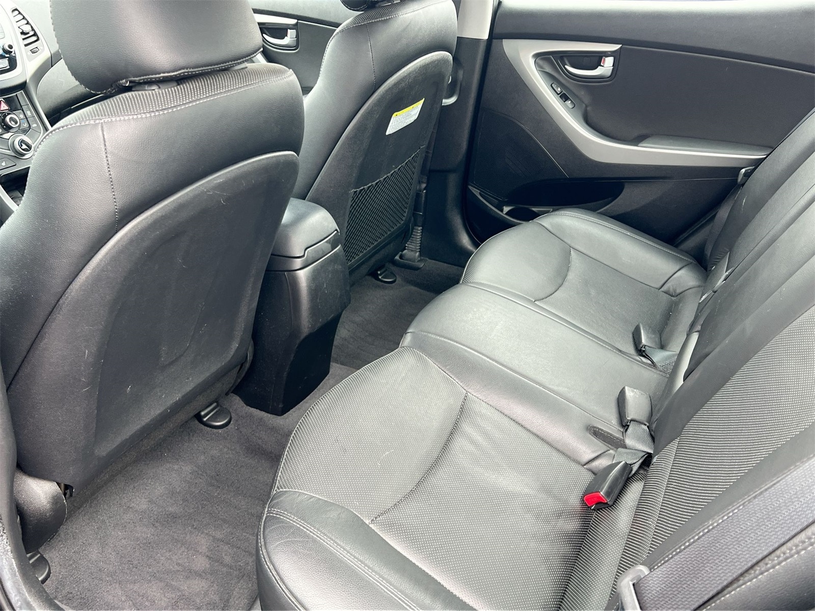 Thumbnail: 2014 Hyundai Elantra - 18