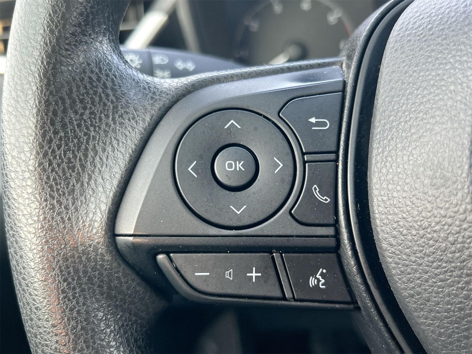 Thumbnail: 2023 Toyota Corolla - 23