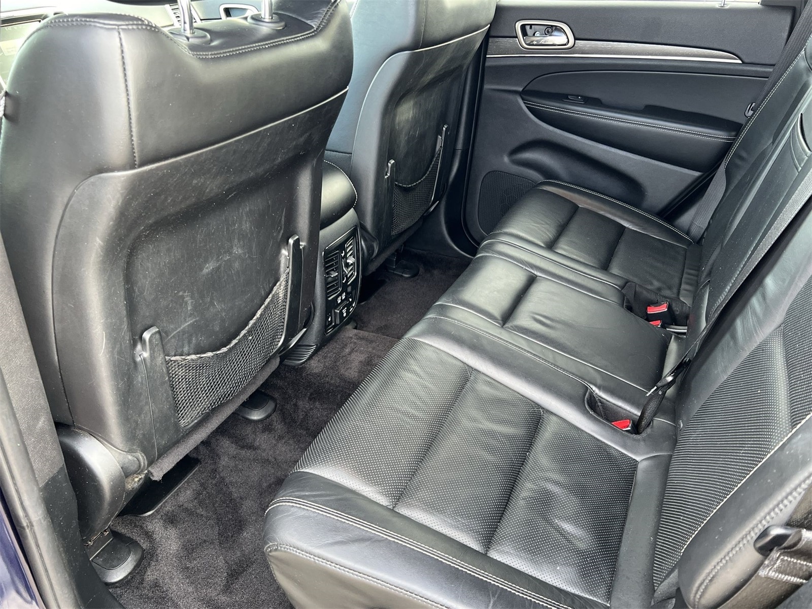 Thumbnail: 2017 Jeep Grand Cherokee - 19