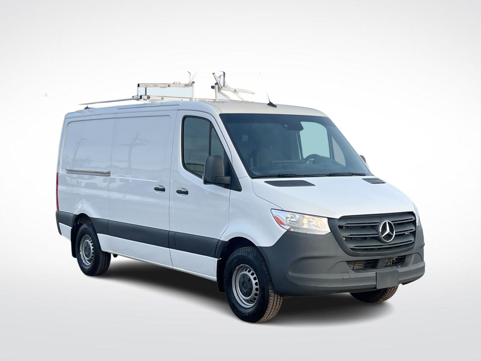 Thumbnail: 2023 Mercedes-Benz Sprinter - 2