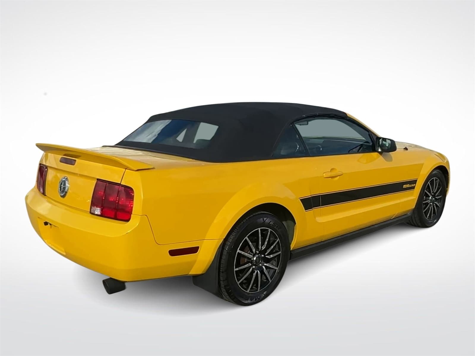 Thumbnail: 2005 Ford Mustang - 8