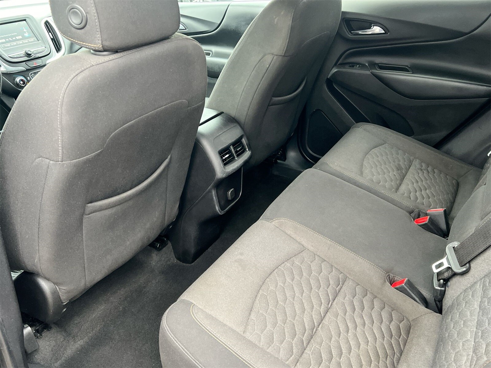 Thumbnail: 2018 Chevrolet Equinox - 18