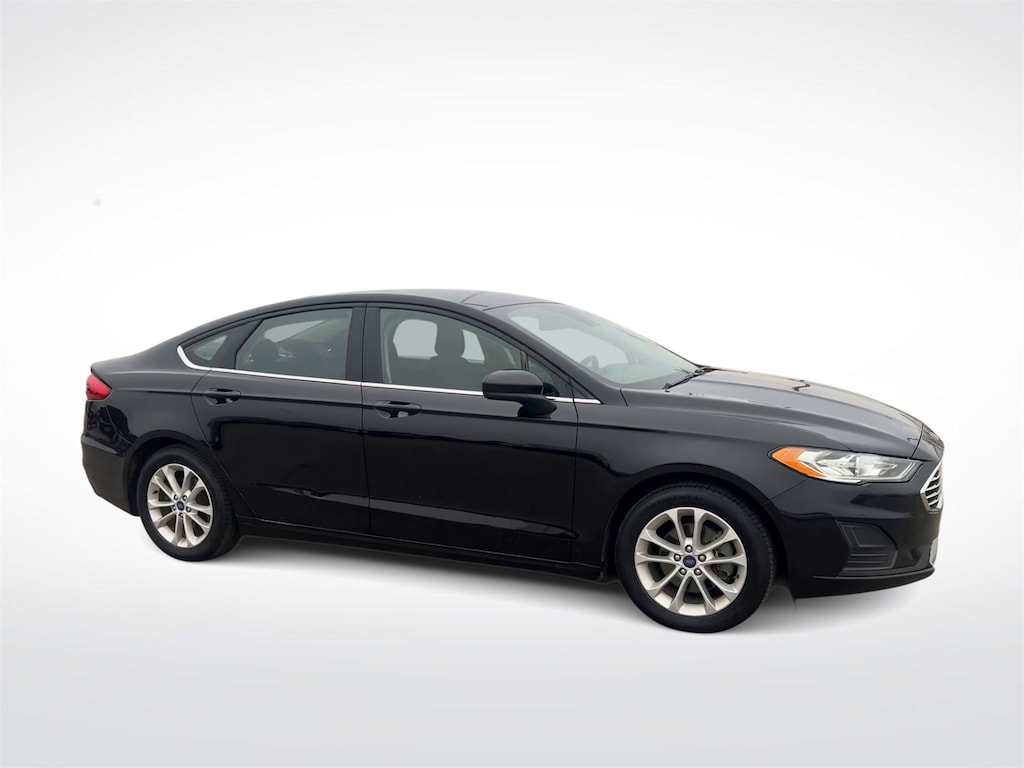 Used 2020 Ford Fusion SE Sedan