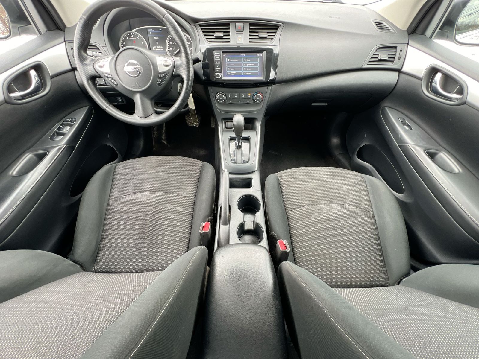 Thumbnail: 2019 Nissan Sentra - 16