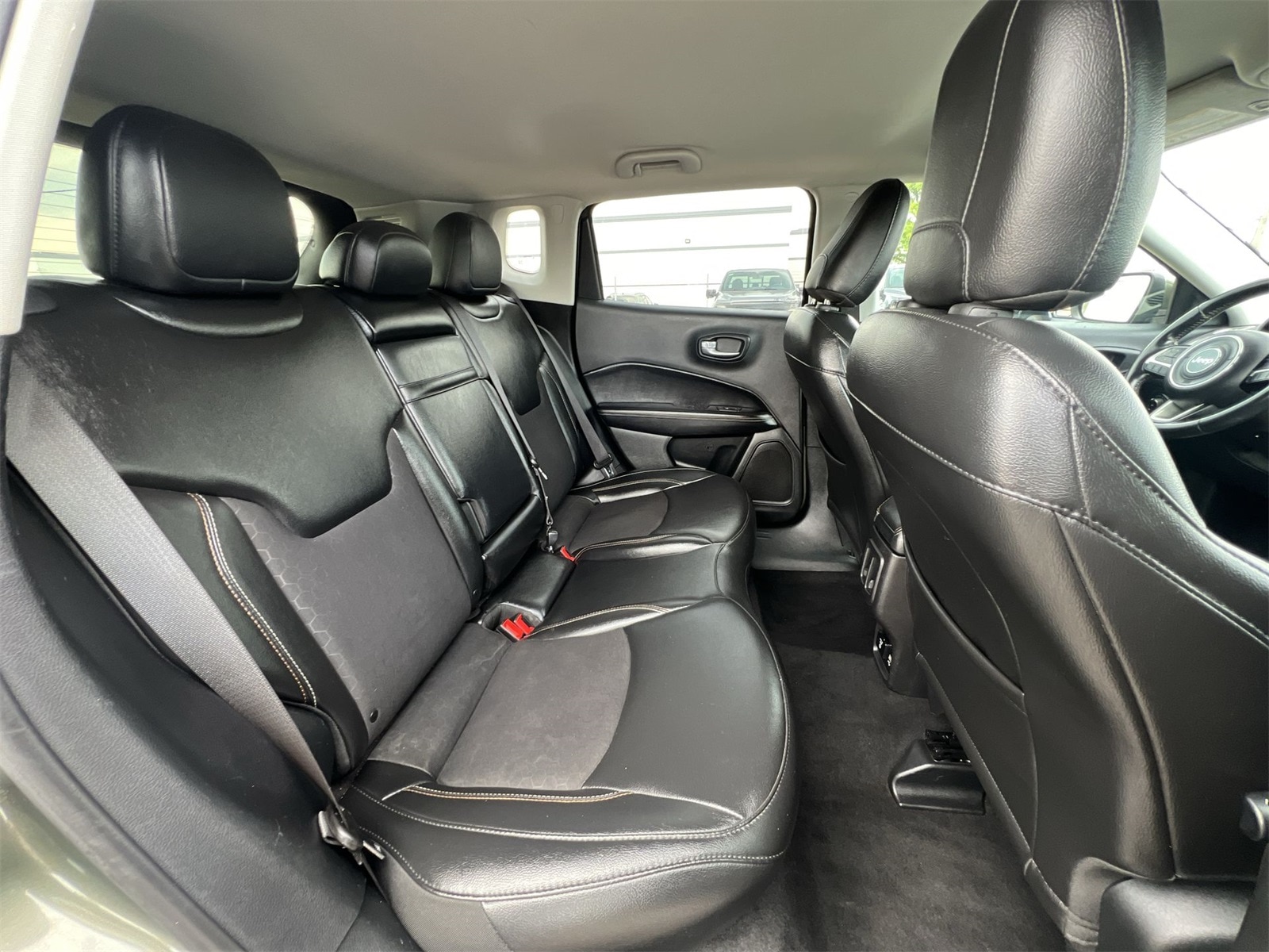 Thumbnail: 2019 Jeep Compass - 20