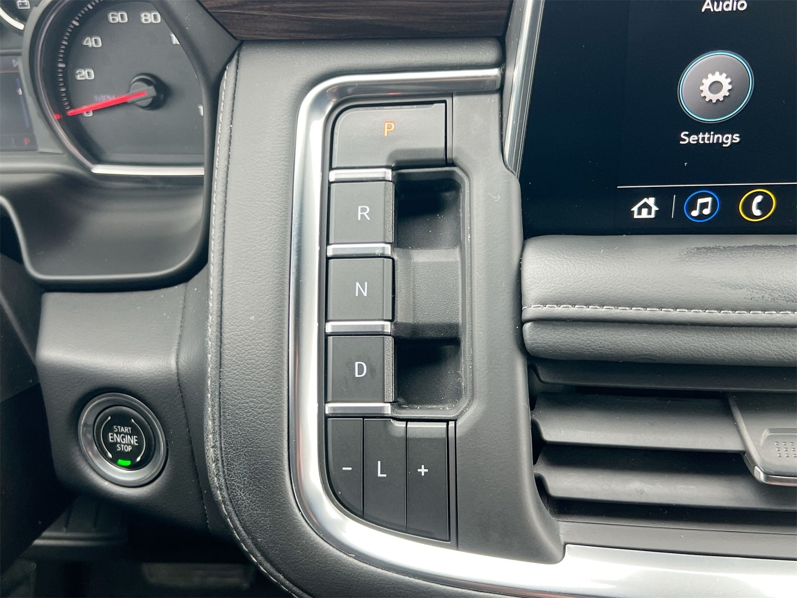 Thumbnail: 2021 Chevrolet Suburban - 31