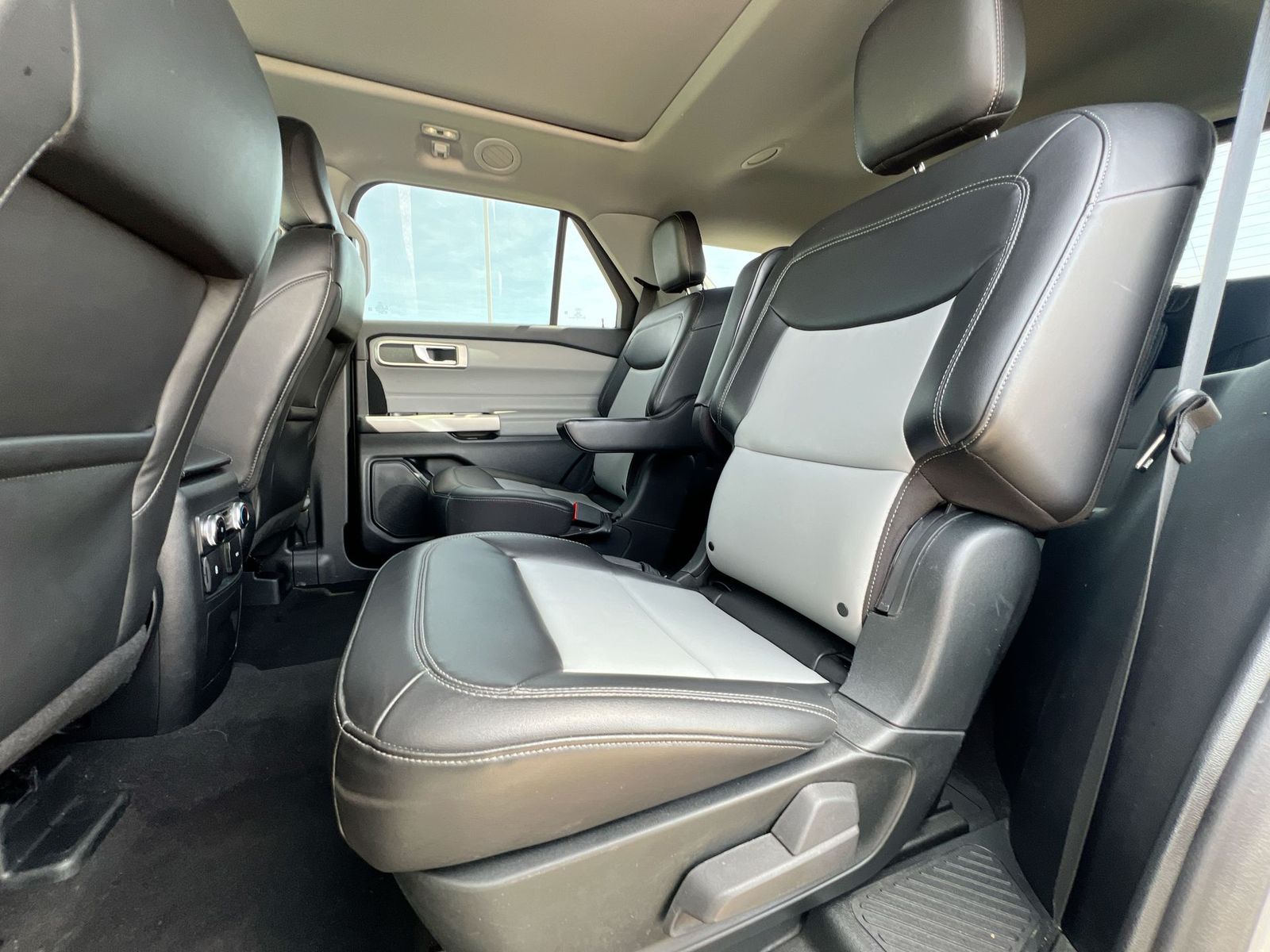 Thumbnail: 2023 Ford Explorer - 19