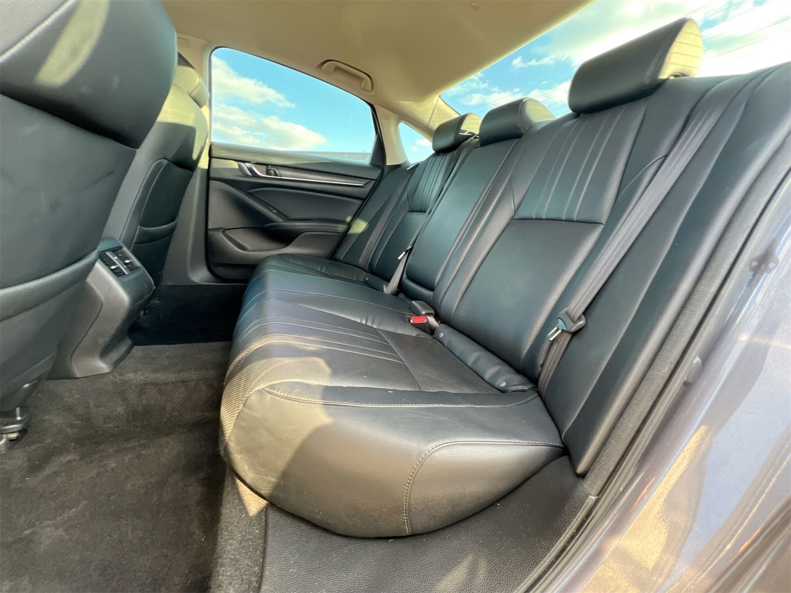 Thumbnail: 2018 Honda Accord - 19