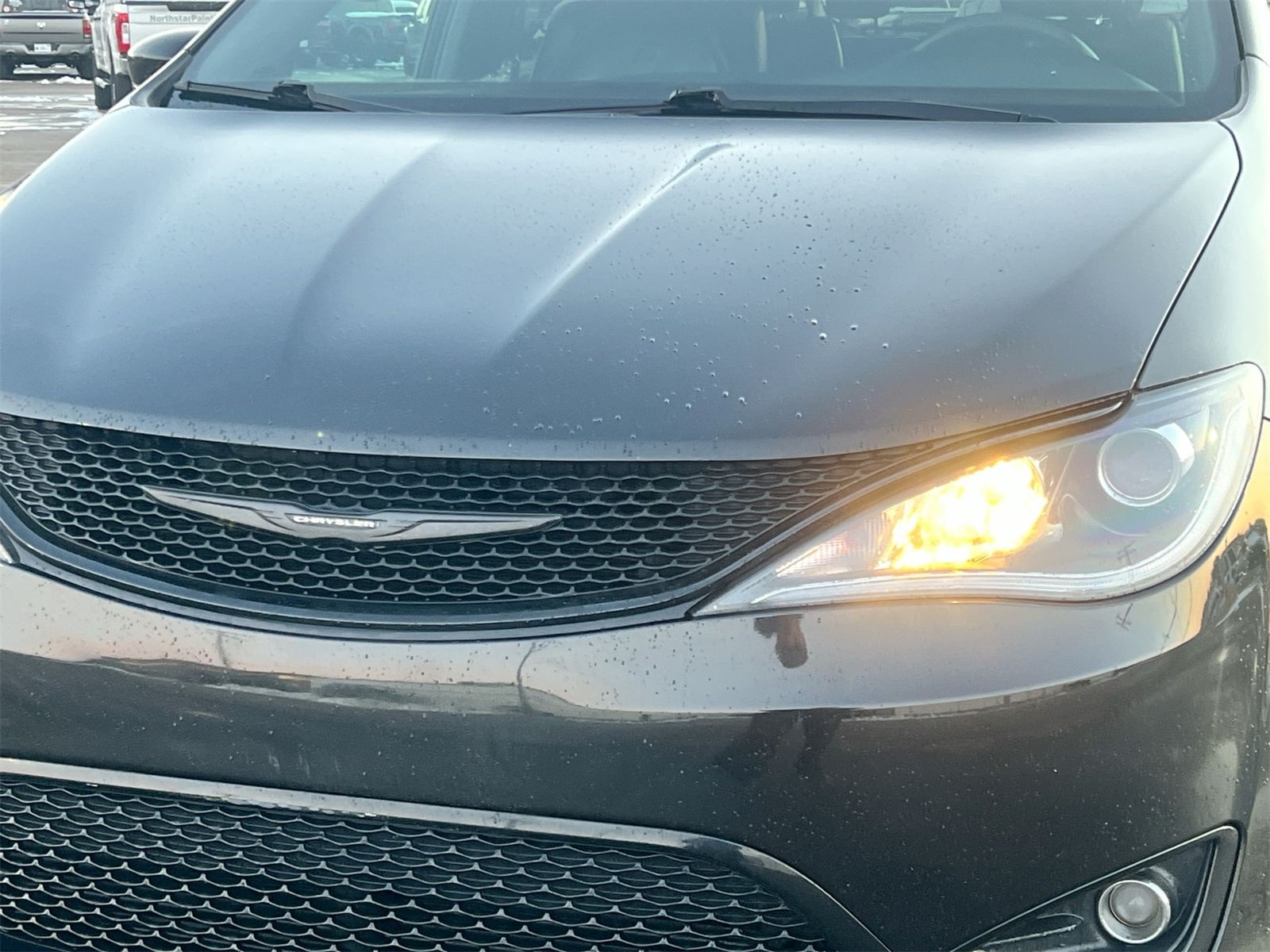 Thumbnail: 2018 Chrysler Pacifica - 11