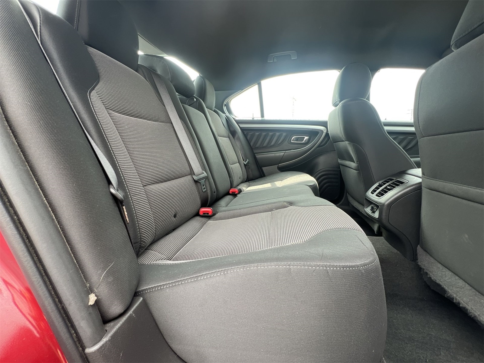 Thumbnail: 2017 Ford Taurus - 21