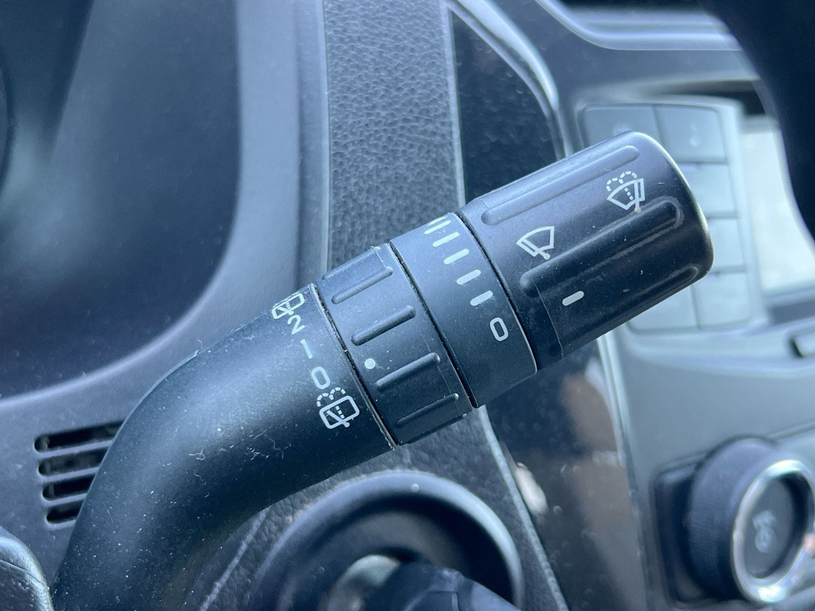 Thumbnail: 2017 Ford Explorer - 25