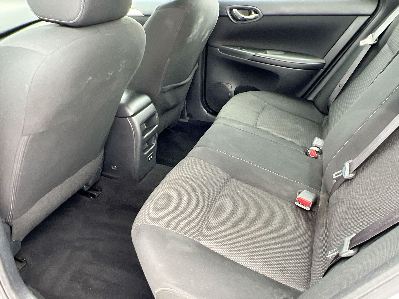 Thumbnail: 2019 Nissan Sentra - 19