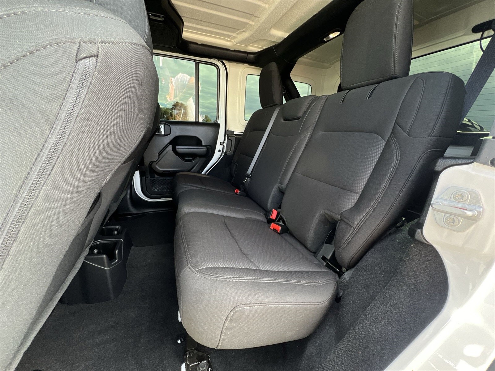 Thumbnail: 2023 Jeep Wrangler - 20