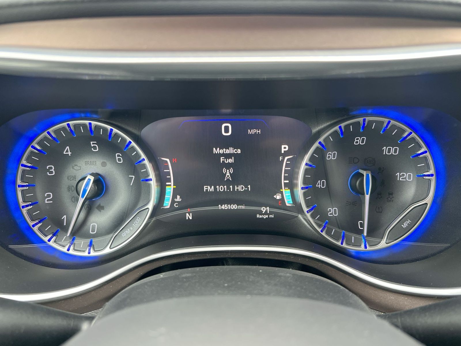 Thumbnail: 2018 Chrysler Pacifica - 32