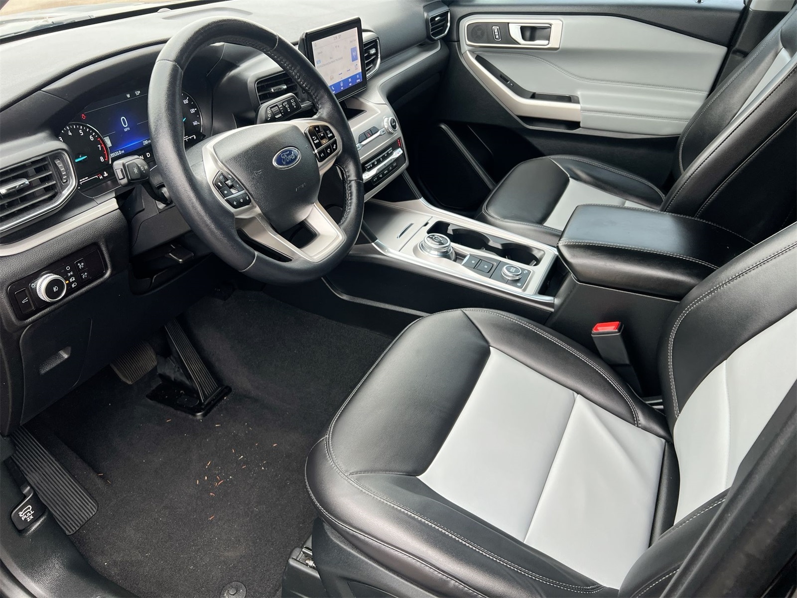 Thumbnail: 2023 Ford Explorer - 10