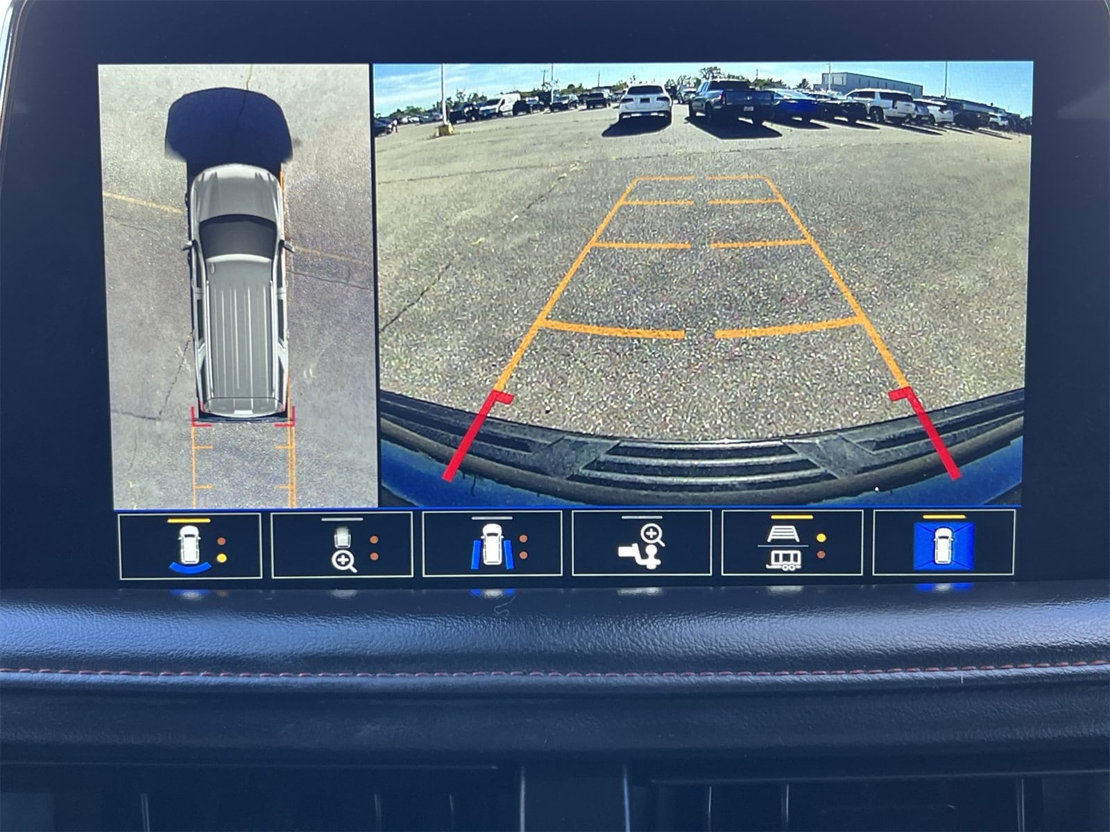 Thumbnail: 2021 Chevrolet Suburban - 28