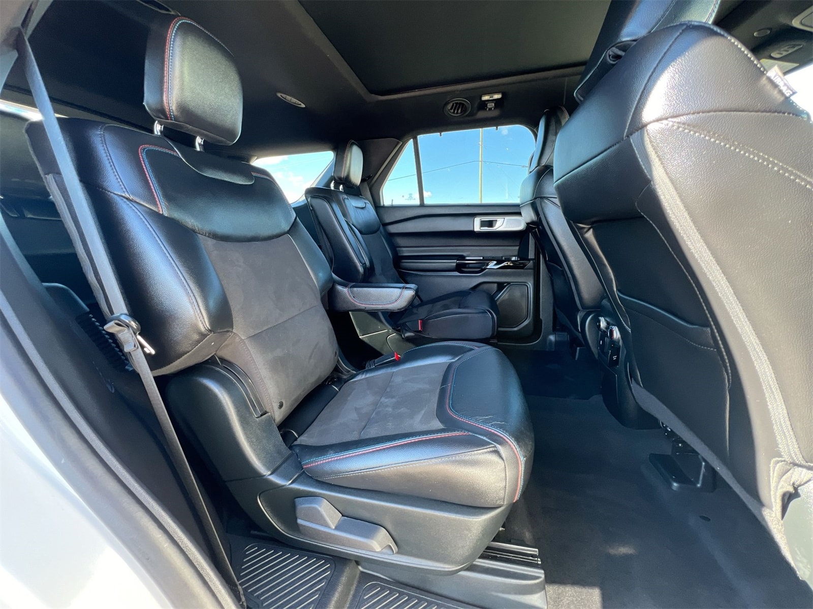 Thumbnail: 2023 Ford Explorer - 21