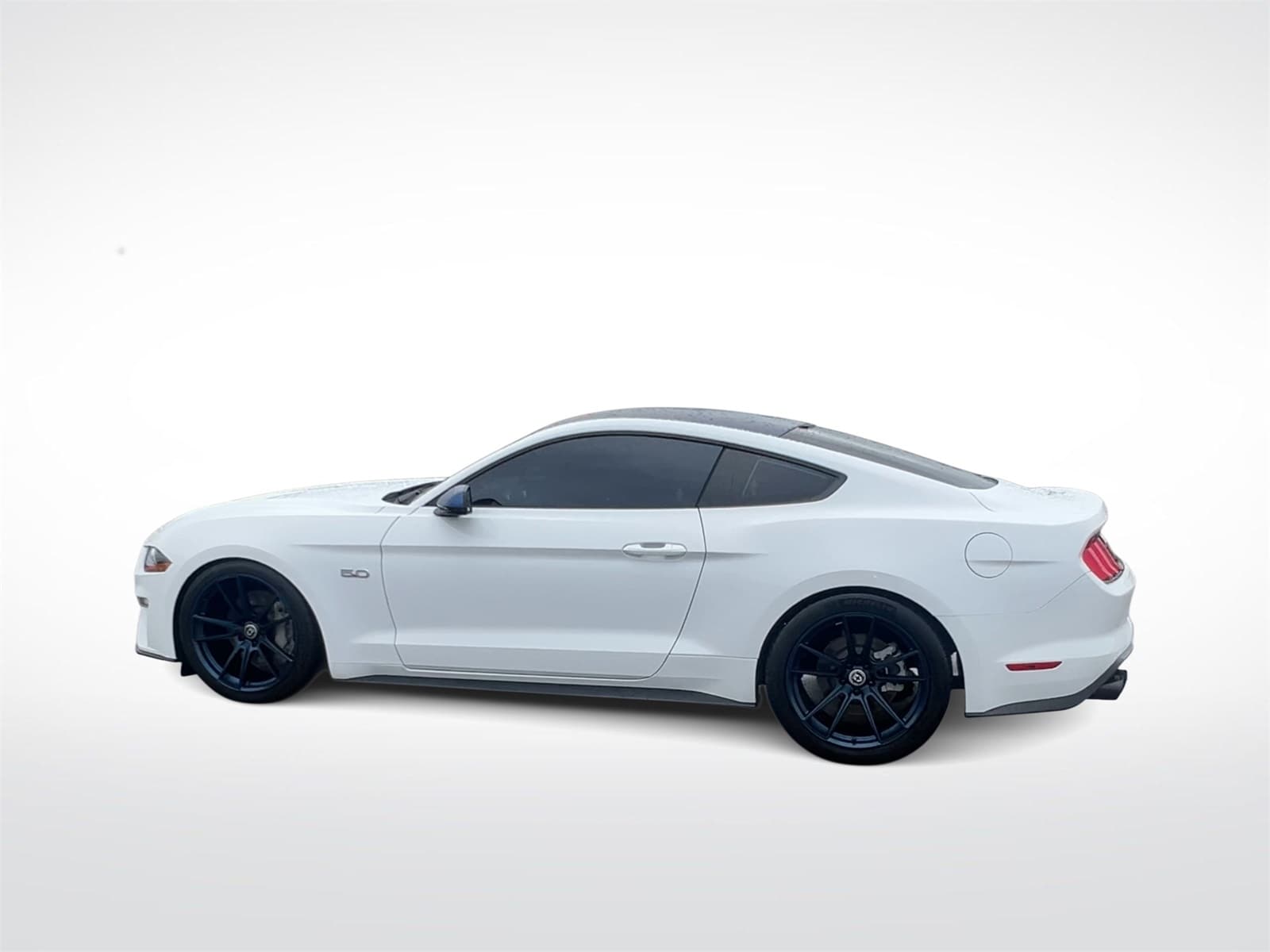 Thumbnail: 2018 Ford Mustang - 6