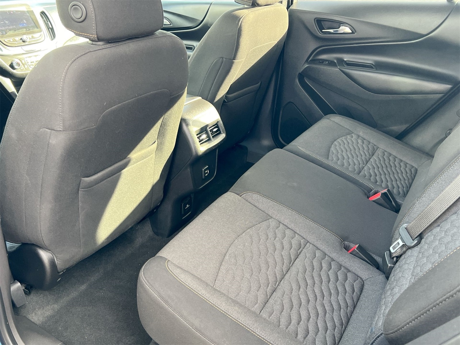 Thumbnail: 2019 Chevrolet Equinox - 19