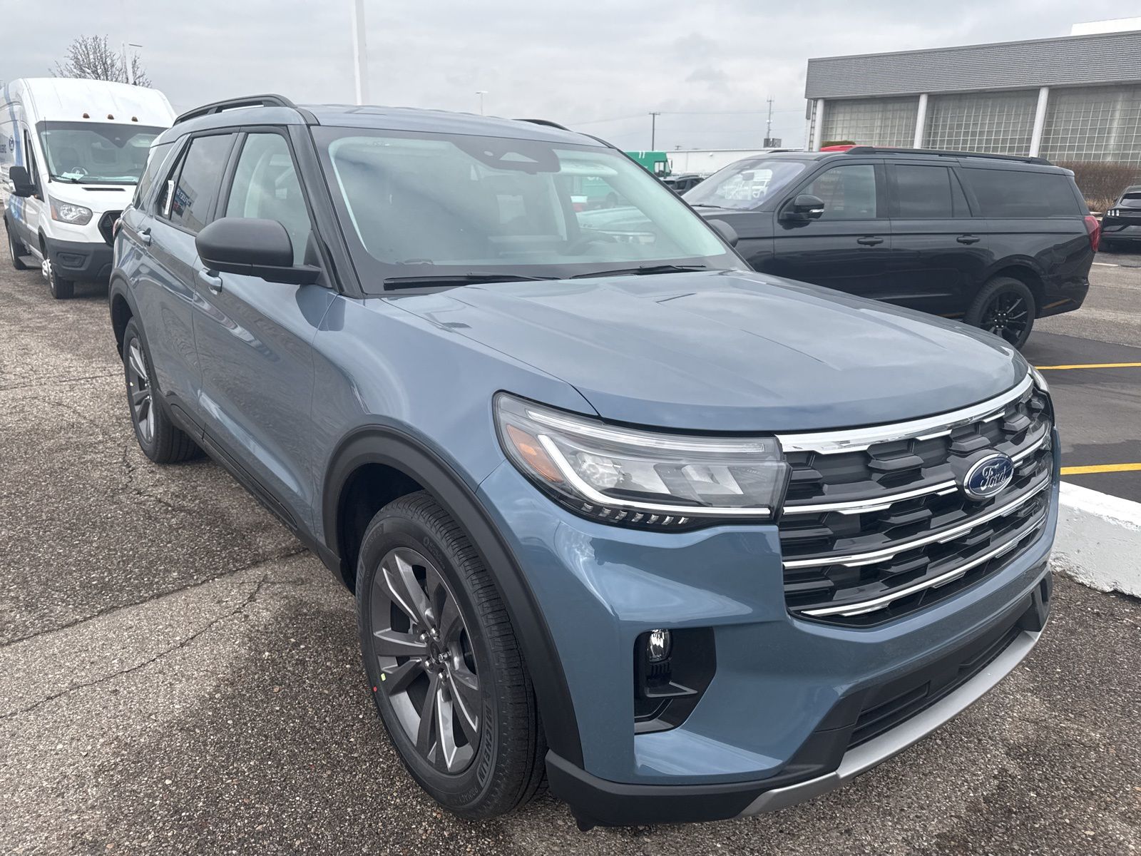 Thumbnail: 2026 Ford Explorer - 15