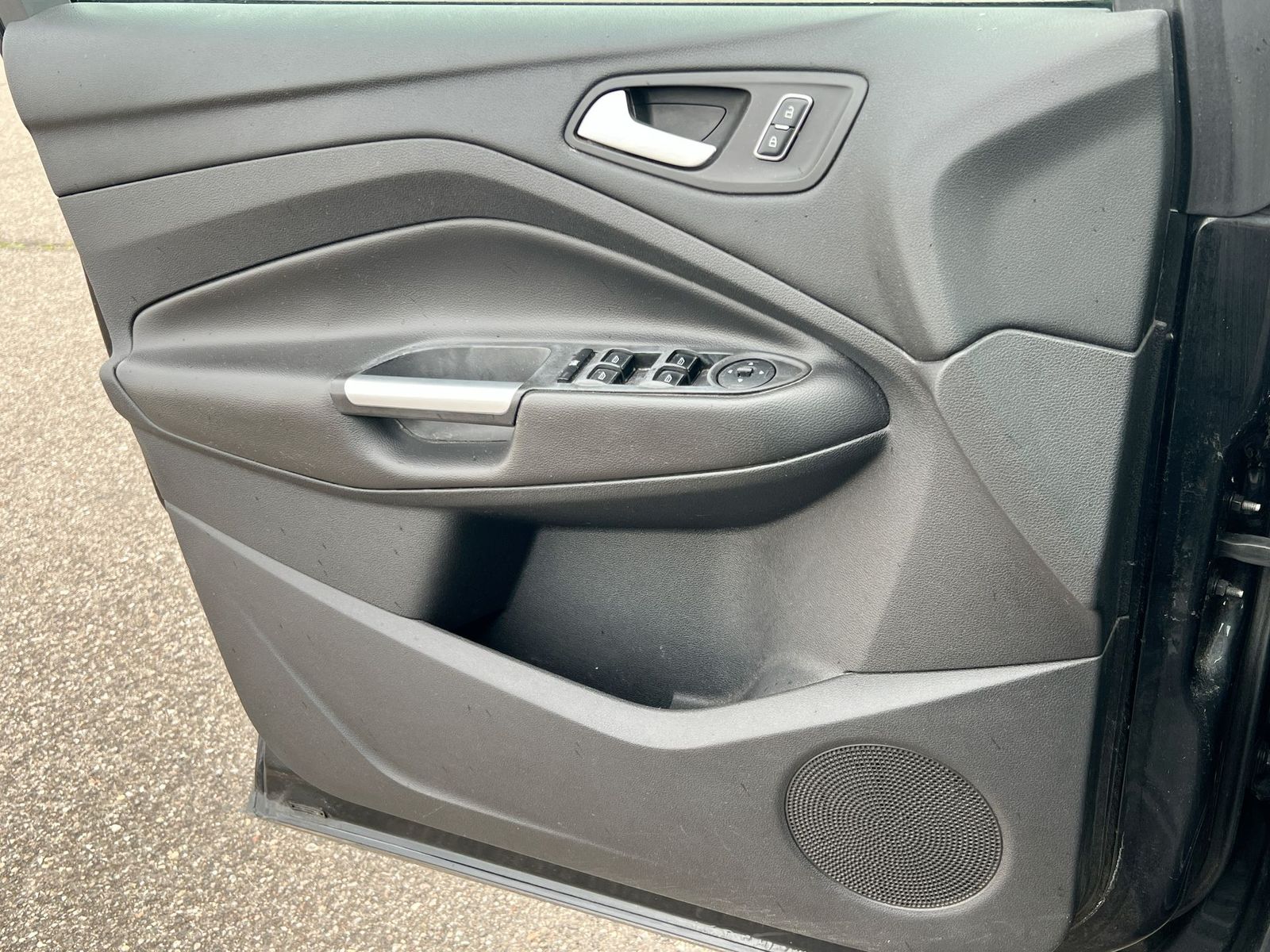 Thumbnail: 2014 Ford Escape - 28