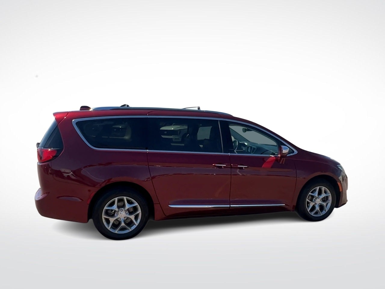 Thumbnail: 2019 Chrysler Pacifica - 9