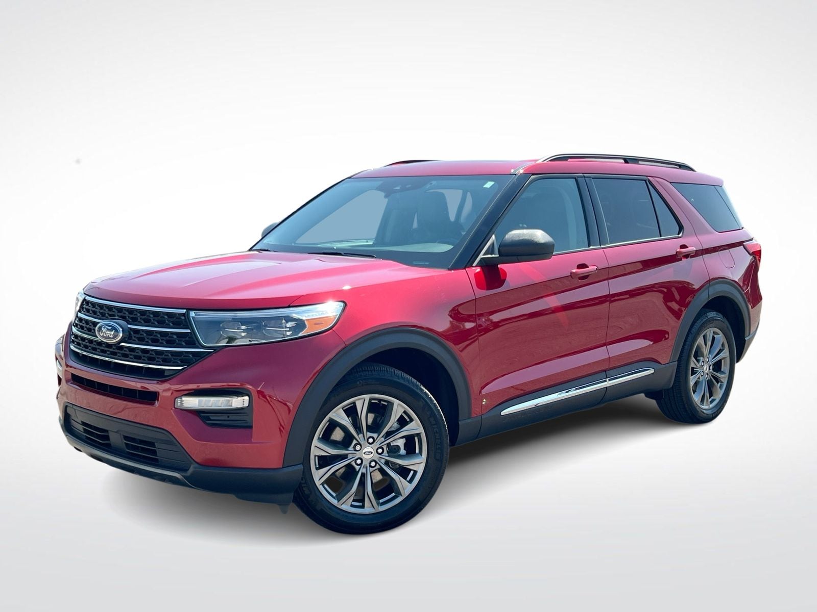 2023 Ford Explorer XLT 4WD's photo