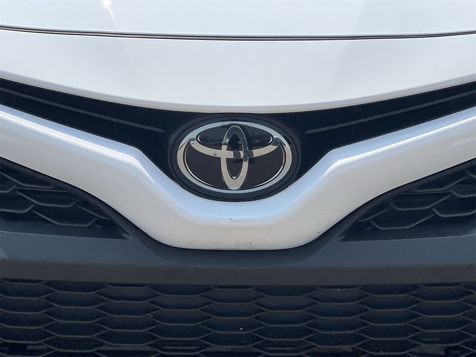 2022 Toyota Camry SE 12