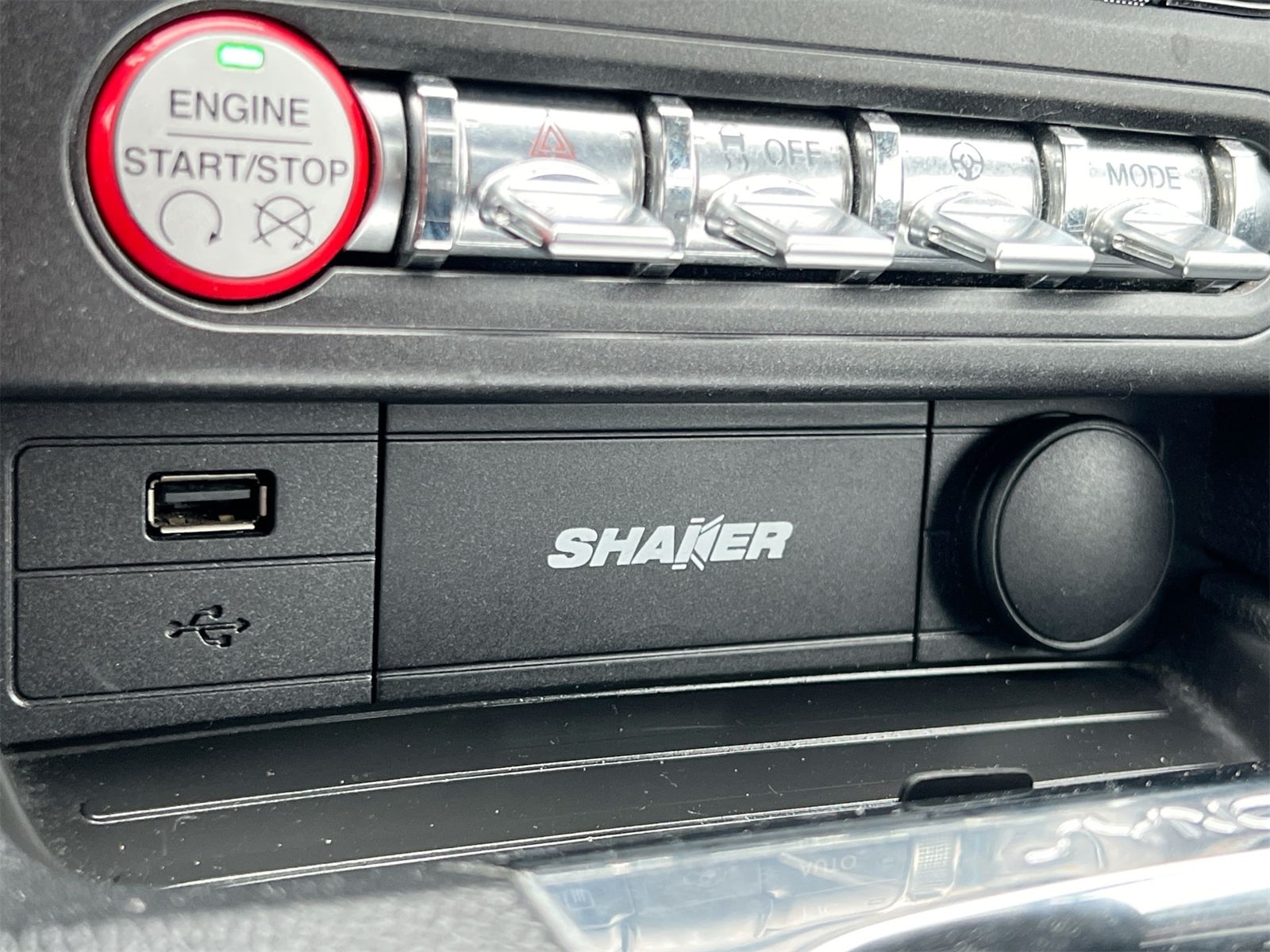 Thumbnail: 2017 Ford Mustang - 31