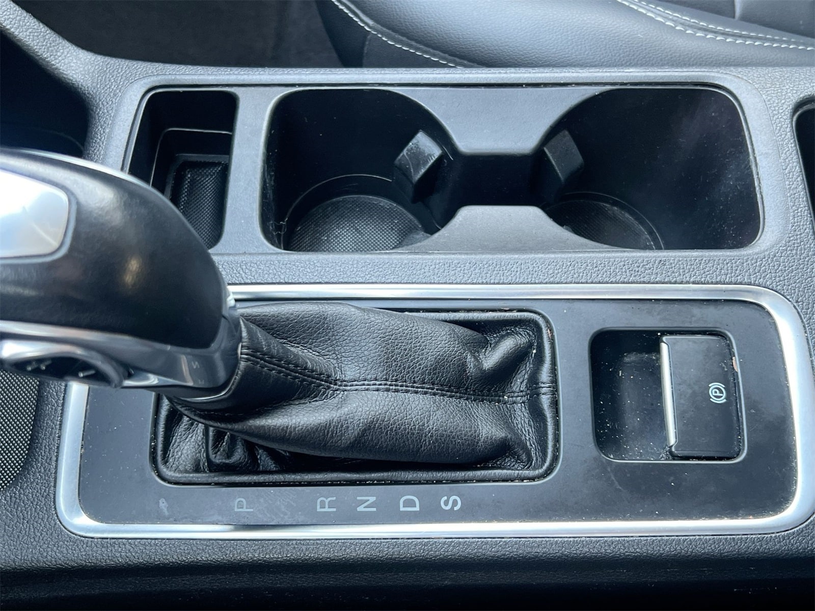 Thumbnail: 2019 Ford Escape - 32