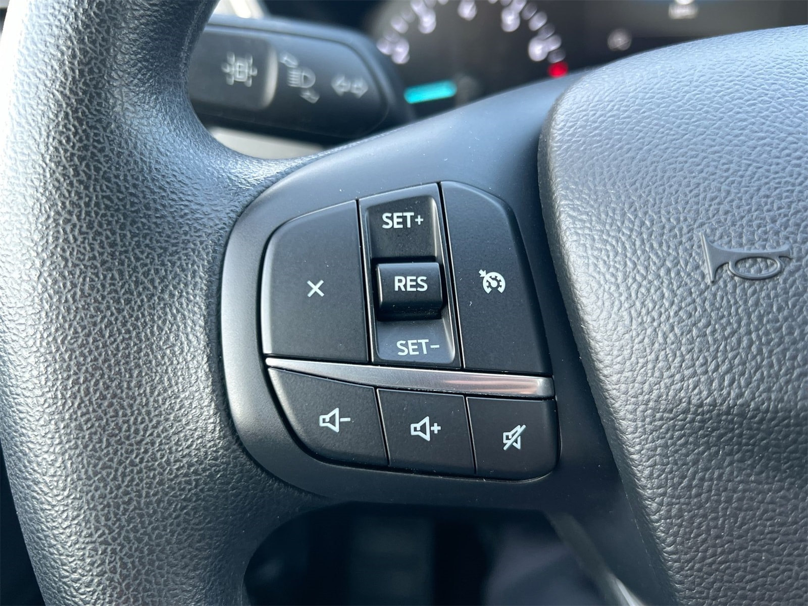 Thumbnail: 2020 Ford Escape - 23