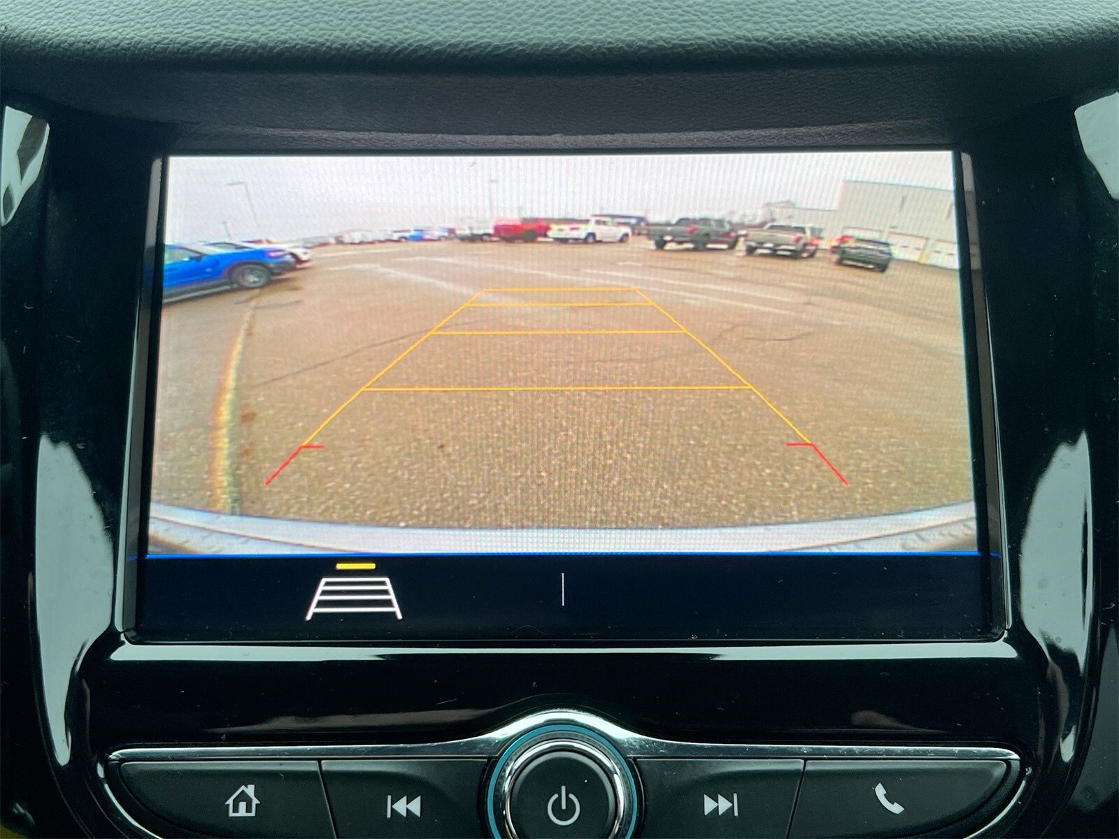 Thumbnail: 2020 Chevrolet Trax - 29